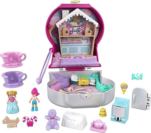 All the accessories of surprise candy land adventure set for girls