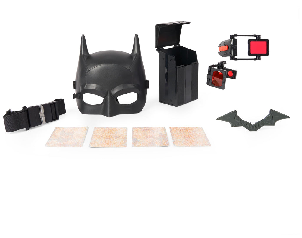 Roleplay as Batman - DC Comics Detective Kit with Interactive Accessories